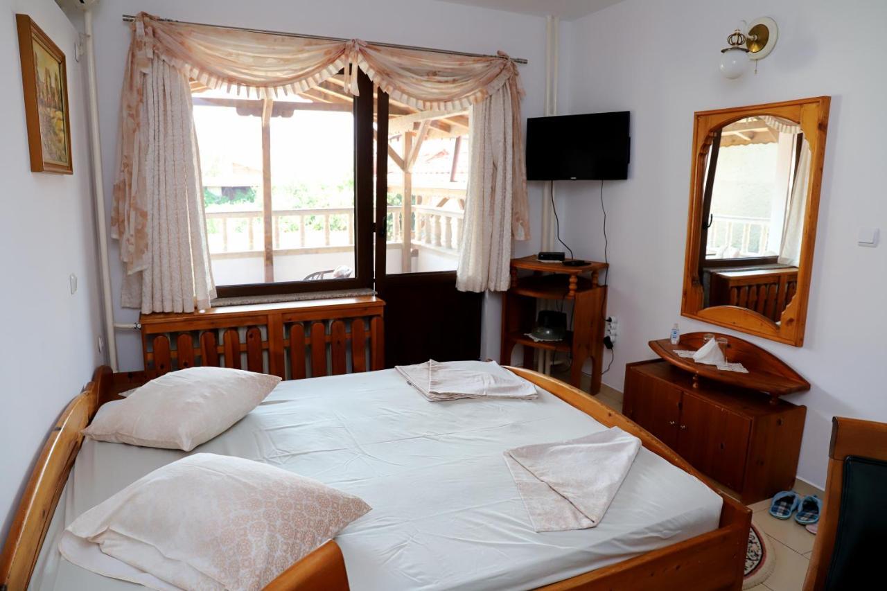 Hotel Mishel Kocherinovo Экстерьер фото