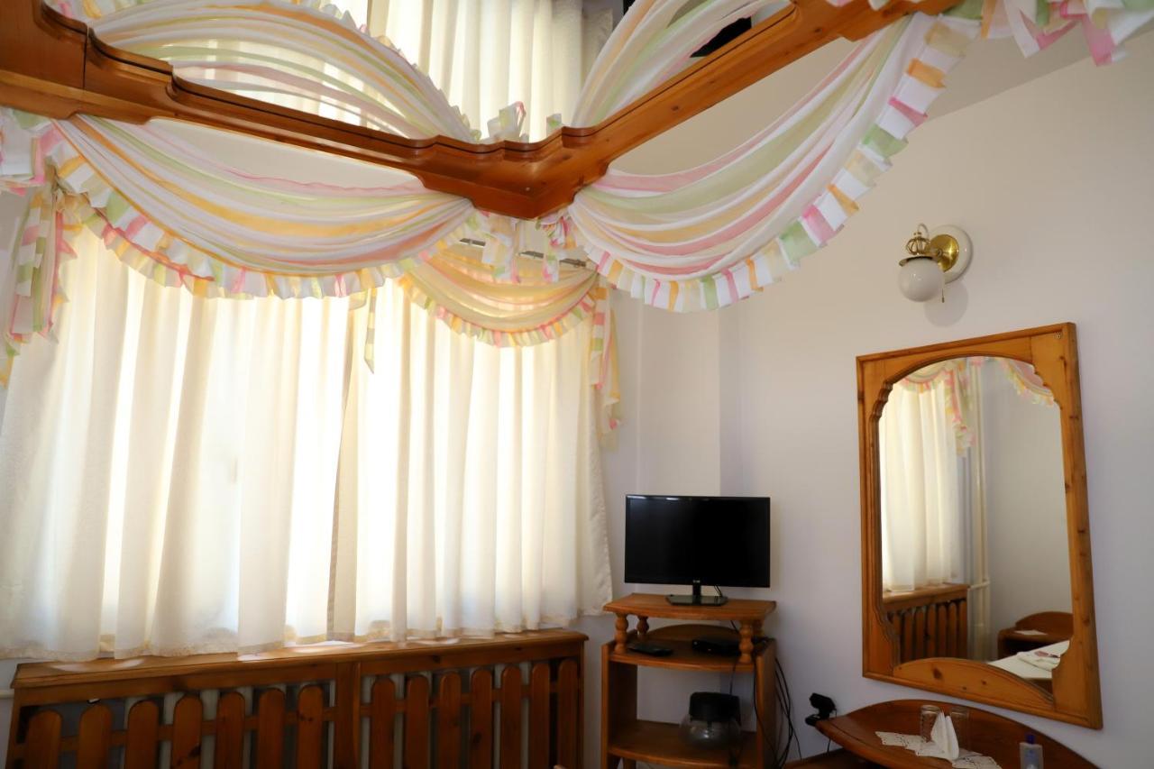Hotel Mishel Kocherinovo Экстерьер фото