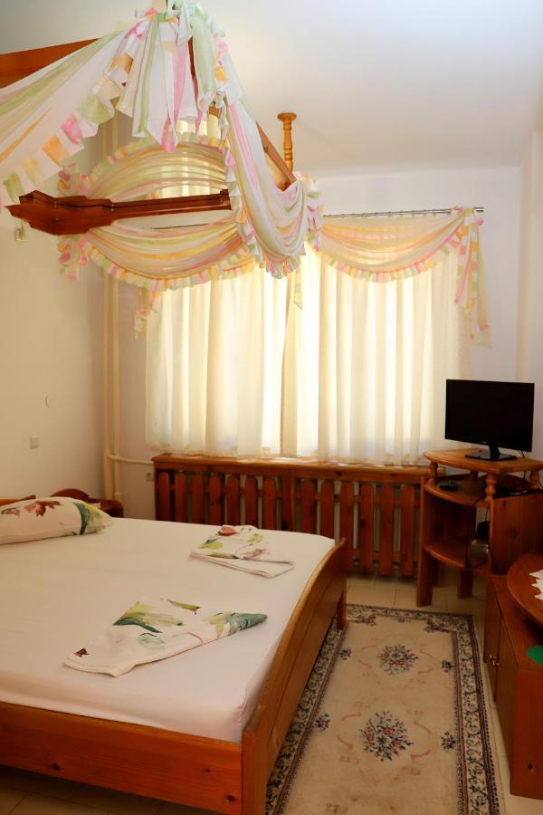 Hotel Mishel Kocherinovo Экстерьер фото