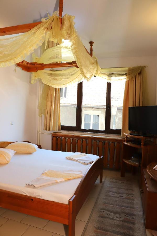 Hotel Mishel Kocherinovo Экстерьер фото